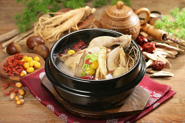 桂圆当归炖鸡汤