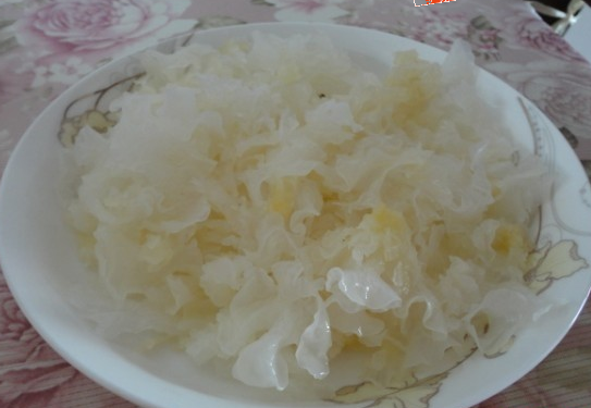 银耳雪梨山药羹 银耳雪梨山药羹