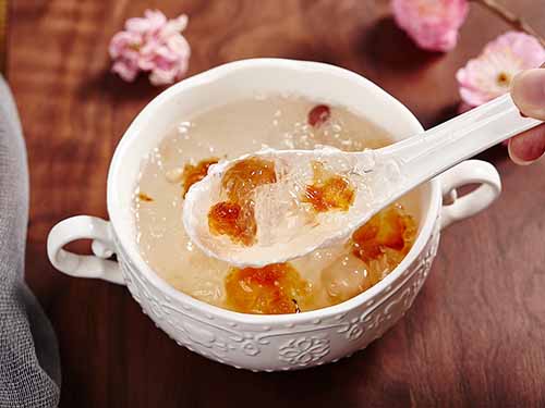 红枣鲜炖燕窝
