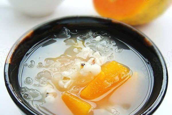银耳薏米柳牙羹