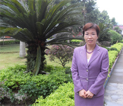 广西师範大学化学化工学院许燕红副教授 广西师範大学化学化工学院许燕红副教授
