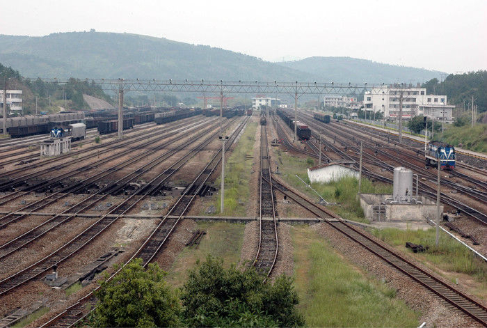 广梅汕铁路龙川北站(京九线南段最大编组站) 广梅汕铁路龙川北站(京九线南段最大编组站)