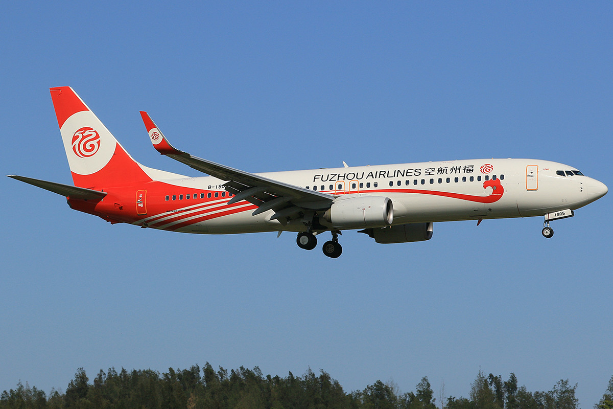 福州航空第5架波音737-800型飞机(B-1905) 福州航空第5架波音737-800型飞机(B-1905)