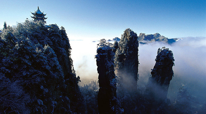 张家界石英砂岩峰林峡谷地貌 张家界石英砂岩峰林峡谷地貌