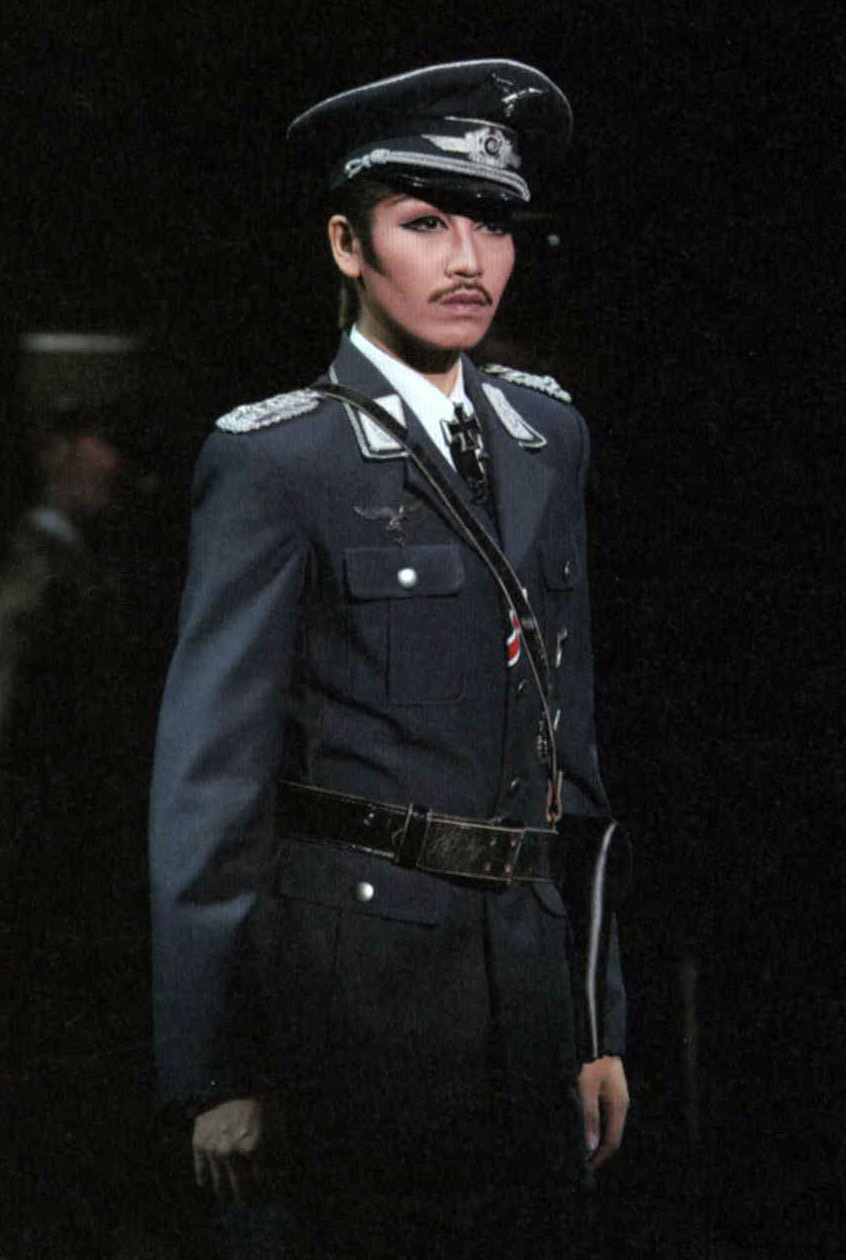 2009《卡萨布兰卡》舒特拉萨少佐 2009《卡萨布兰卡》舒特拉萨少佐