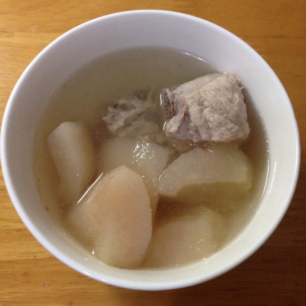 雪梨炖瘦肉