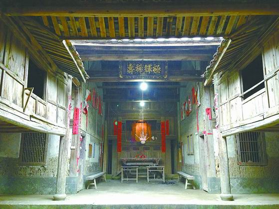 琼峰村(福建省莆田市涵江区大洋乡下辖村) 琼峰村(福建省莆田市涵江区大洋乡下辖村)