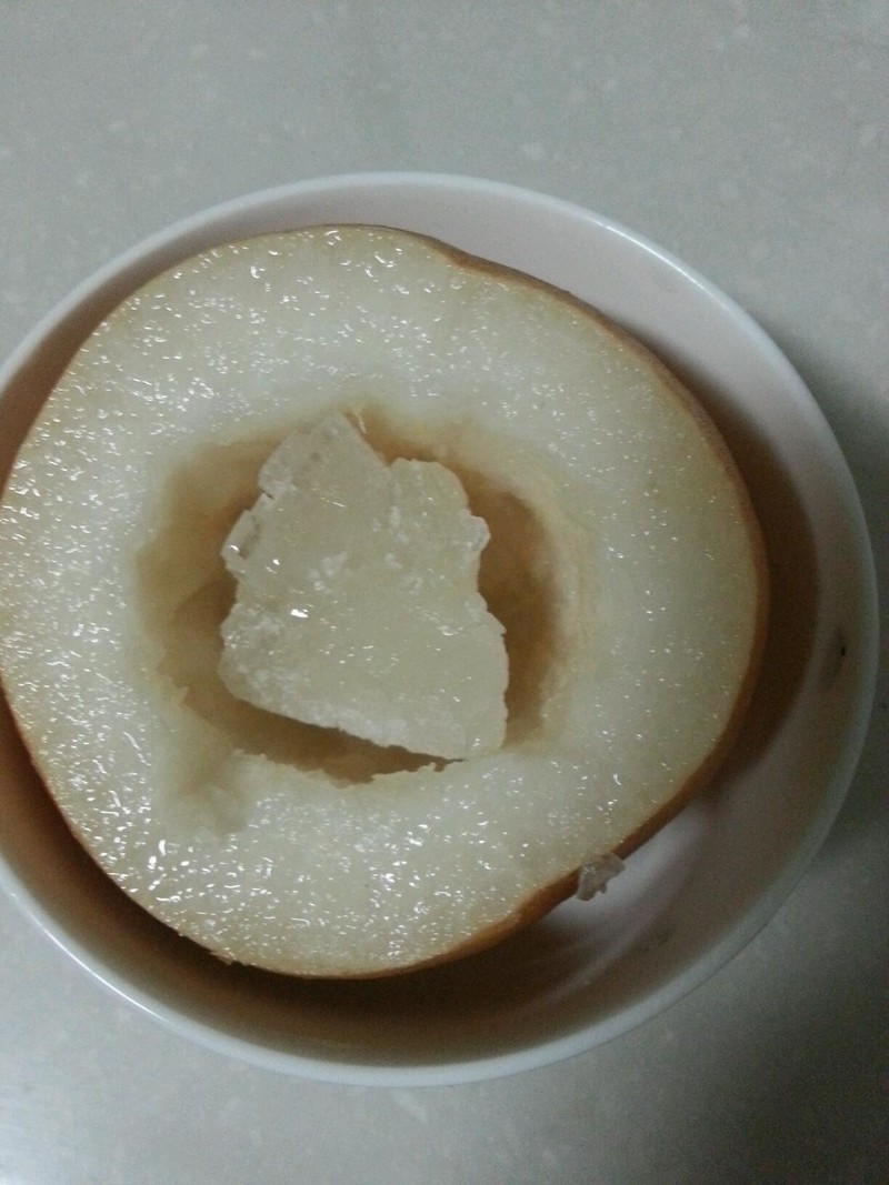 红枣冰糖炖雪梨