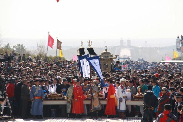 达尔扈特祭典 达尔扈特祭典