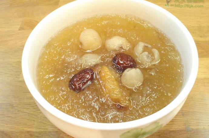 椰子燕窝鸡汤 椰子燕窝鸡汤