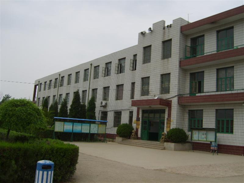 何仉庄中学 何仉庄中学