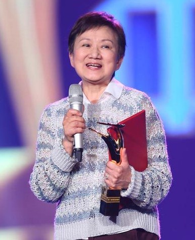 获得金鹿奖最佳女配角 获得金鹿奖最佳女配角