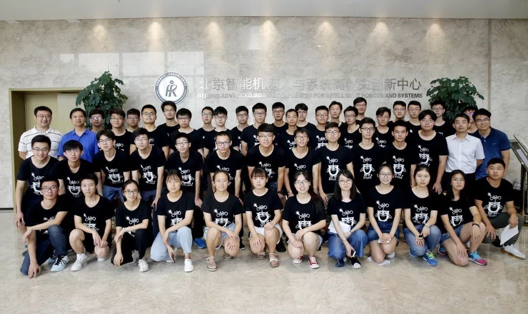 北京理工大学机器人队 北京理工大学机器人队