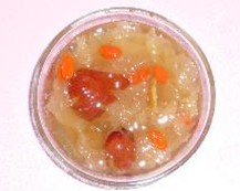 蜜枣枸杞银耳羹 蜜枣枸杞银耳羹