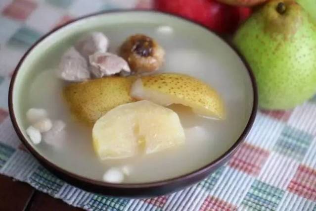 雪梨麻黄瘦肉汤 雪梨麻黄瘦肉汤