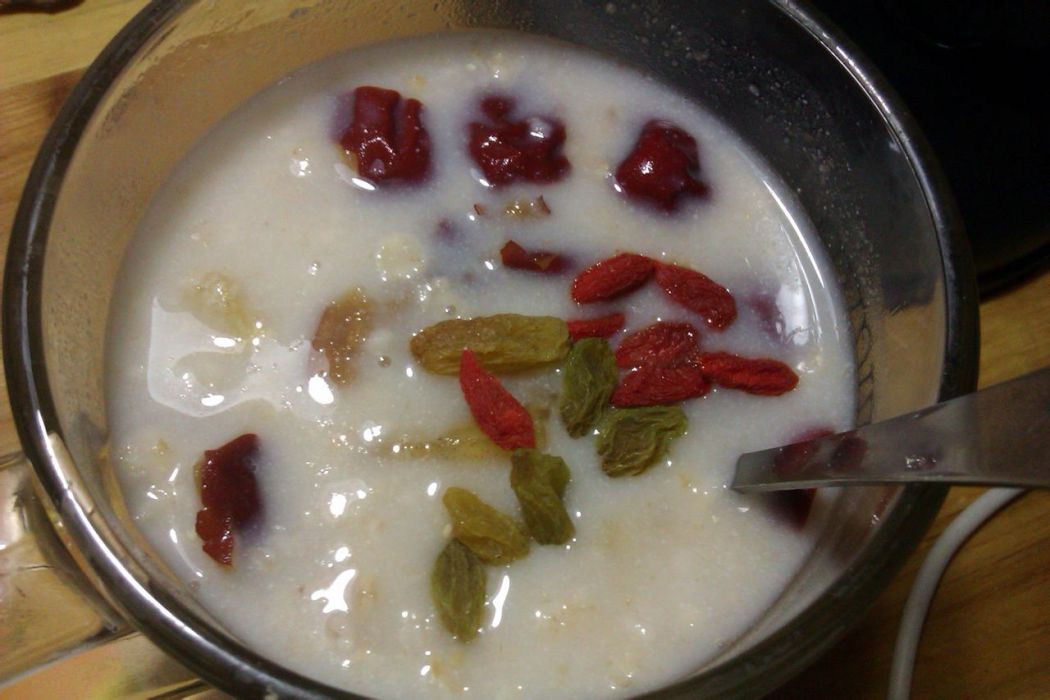 香蕉燕麦大枣粥 香蕉燕麦大枣粥