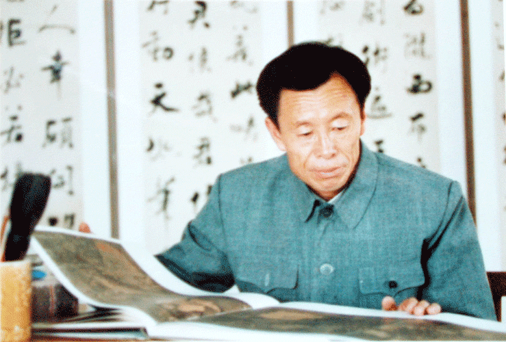 王开儒 王开儒