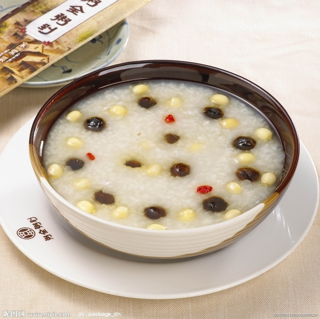 莲子桂圆粥 莲子桂圆粥