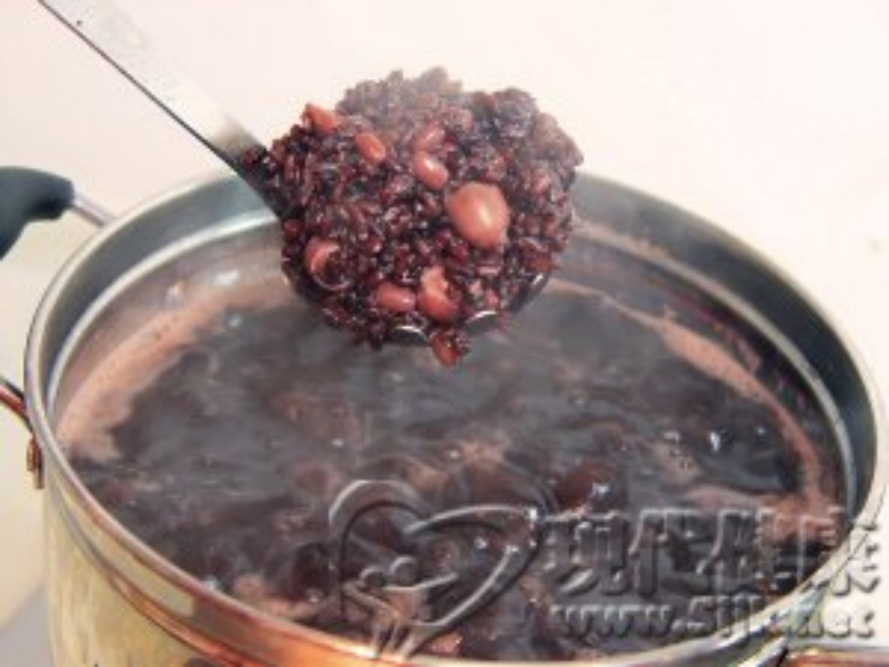 黑米桂花粥 黑米桂花粥