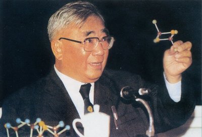 卢嘉锡 卢嘉锡