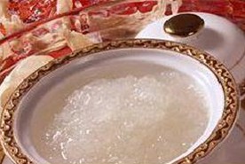 燕窝炖冰糖