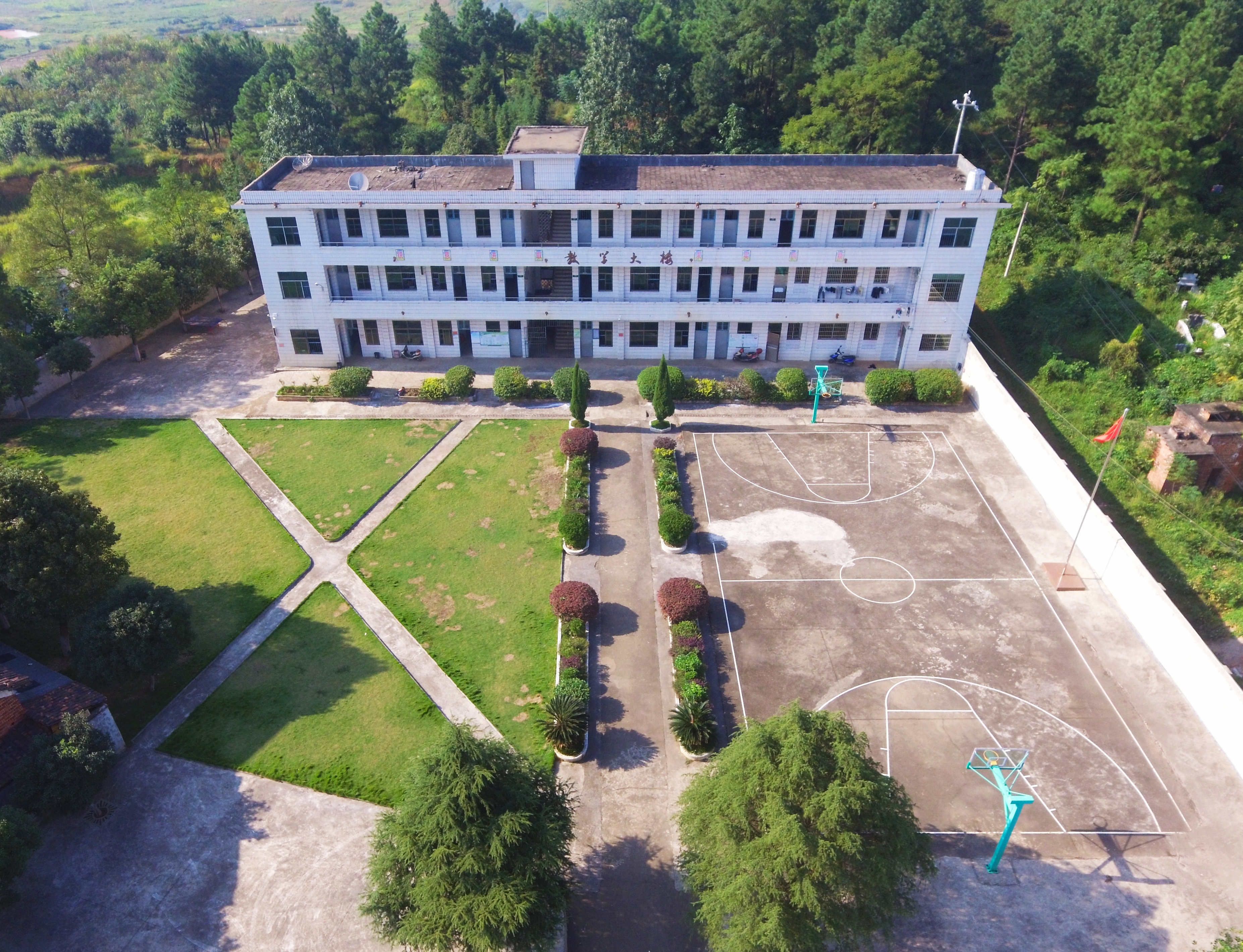 塘村镇清水村国小 塘村镇清水村国小