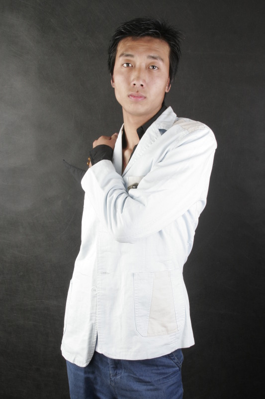 梁贺刚 梁贺刚