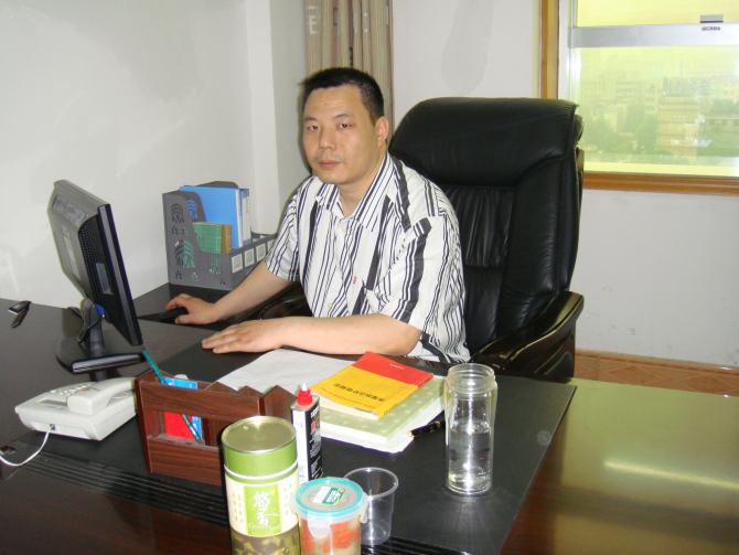 刘忠义 刘忠义
