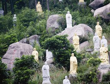 罗汉山(福建省厦门市同安区莲花镇罗汉山) 罗汉山(福建省厦门市同安区莲花镇罗汉山)