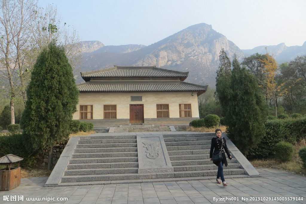 启母阙景区风光 启母阙景区风光