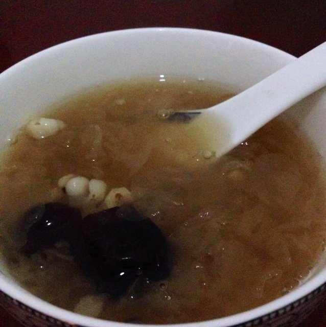 银耳薏仁汤