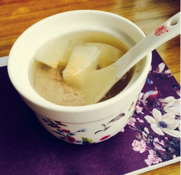 肉饼雪梨汤 肉饼雪梨汤