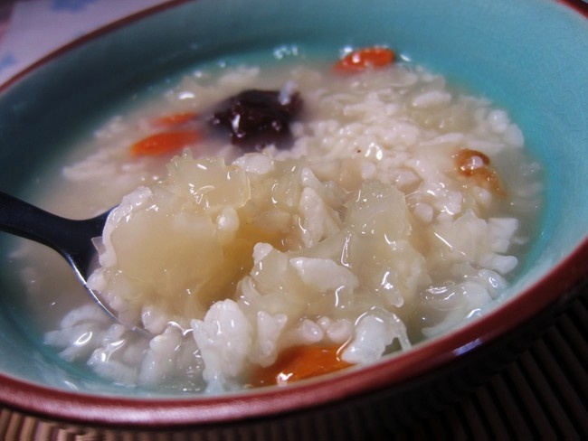 银耳大枣枸杞粥 银耳大枣枸杞粥