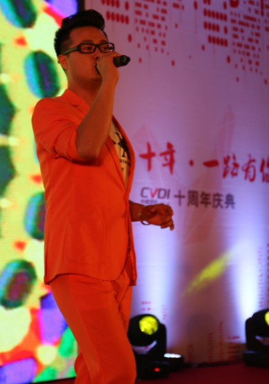 一起奔跑(刘彪演唱歌曲) 一起奔跑(刘彪演唱歌曲)