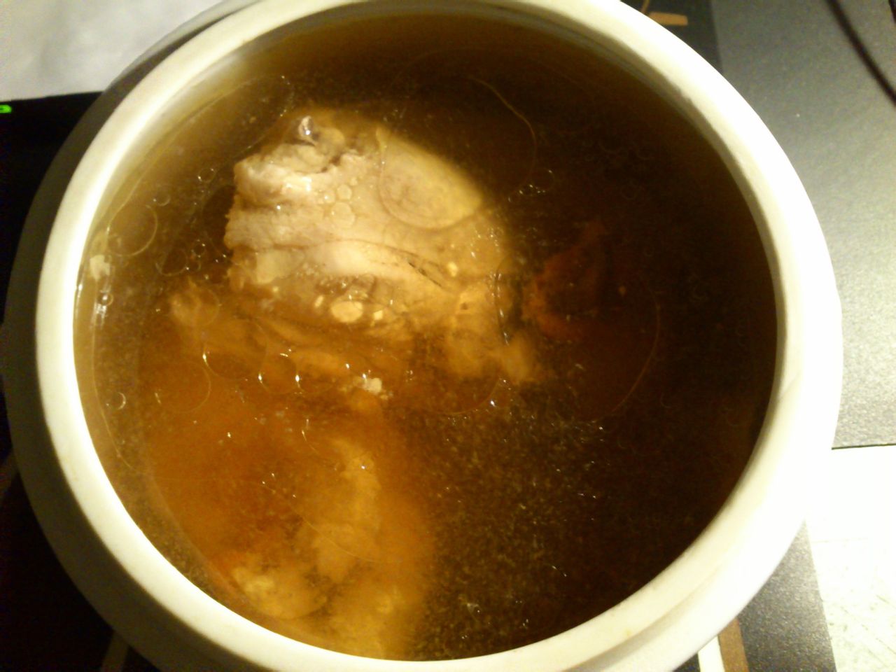 北芪红枣枸杞鸡汤 北芪红枣枸杞鸡汤