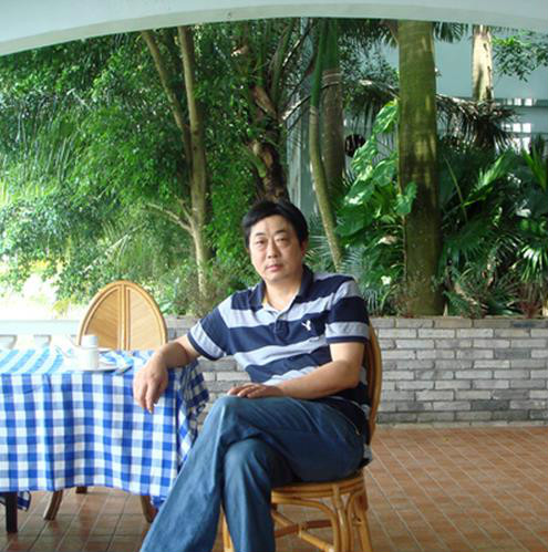 李力(安徽书法家) 李力(安徽书法家)