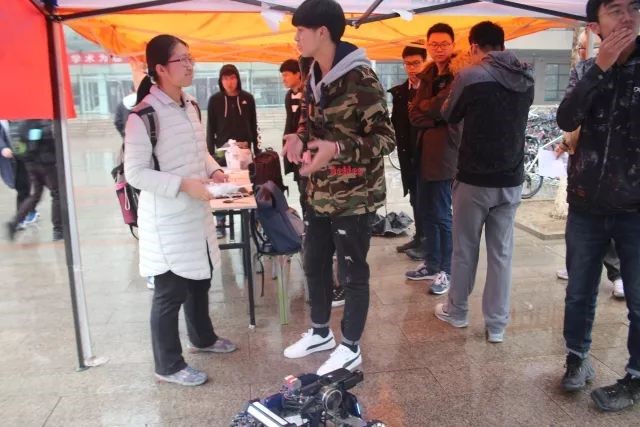 北京理工大学机器人队 北京理工大学机器人队