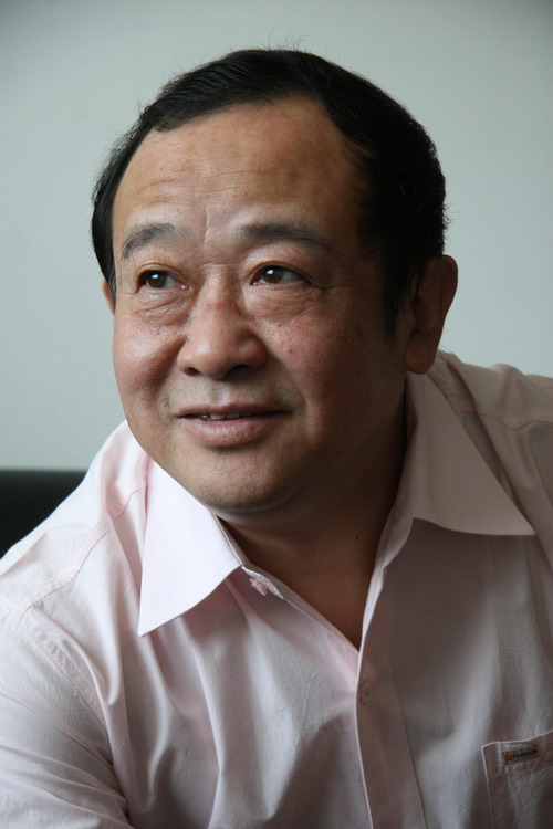 编剧:康健民 编剧:康健民