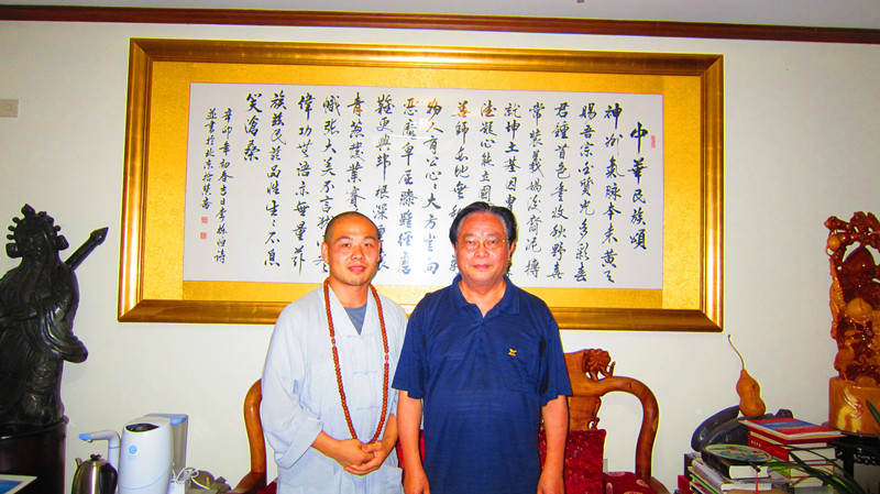 广如与中央军委纪委原书记李栋恆中将