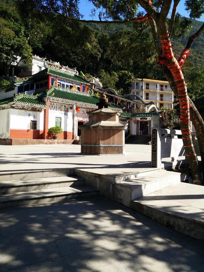 龙巖寺(广东省惠东县南山龙巖寺) 龙巖寺(广东省惠东县南山龙巖寺)