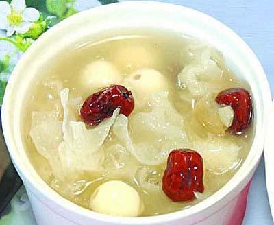 银耳羹 银耳羹