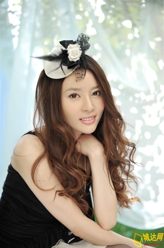 李佳(中国名模) 李佳(中国名模)