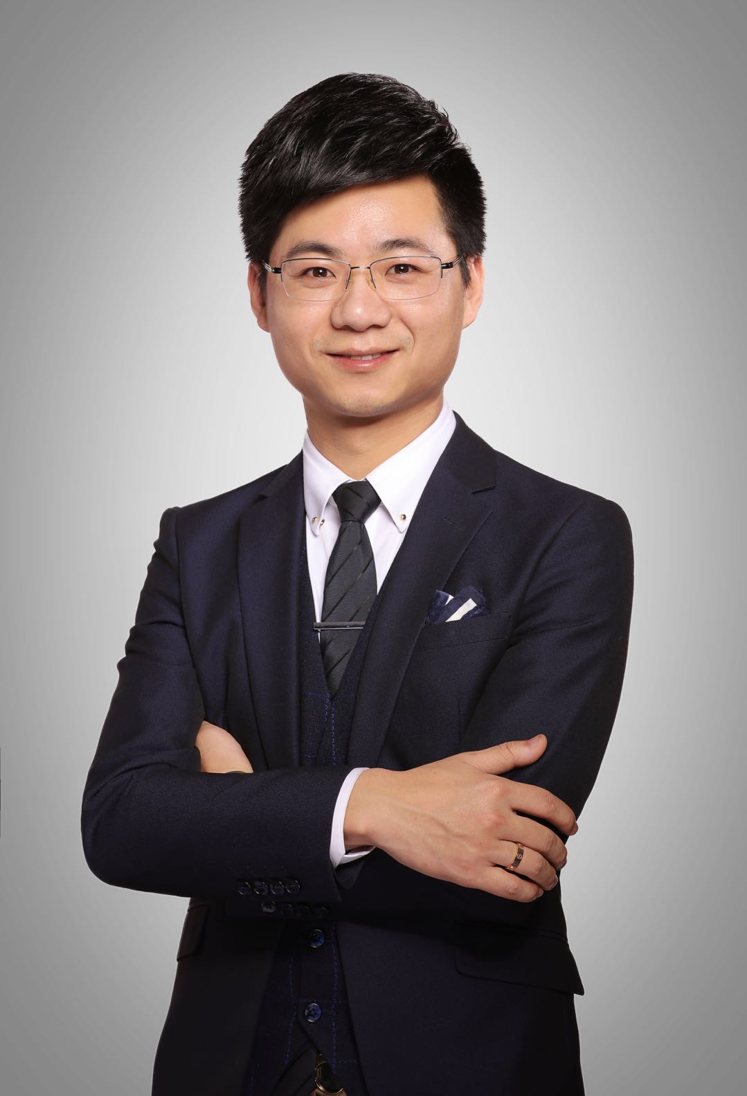 梁栋(江西省华源再生资源集团有限公司执行董事) 梁栋(江西省华源再生资源集团有限公司执行董事)