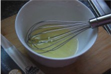 牛奶蛋白炖桃胶