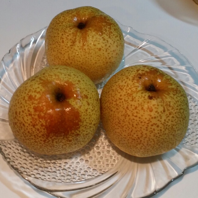皂角米桃胶酿蜜梨