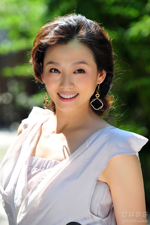戴江(新疆籍女演员) 戴江(新疆籍女演员)