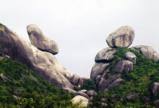 乌山奇石 乌山奇石