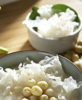 冰糖银耳茶 冰糖银耳茶