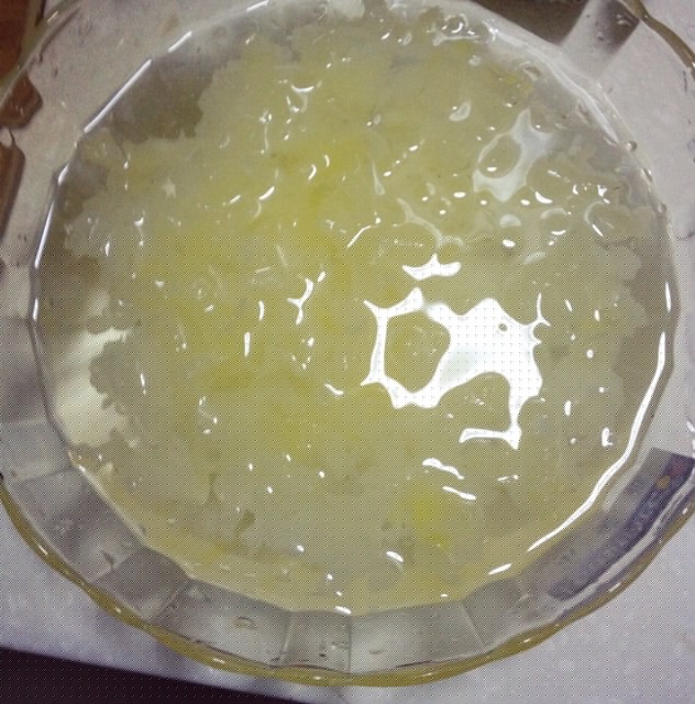 银耳红枣雪梨羹