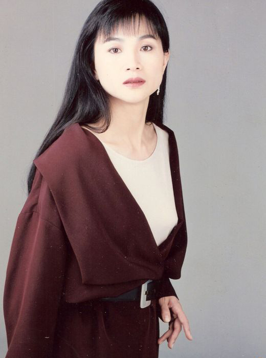 南屏晚钟(凤飞飞演唱歌曲) 南屏晚钟(凤飞飞演唱歌曲)